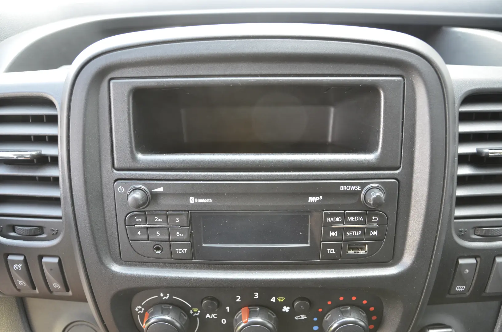 Renault Trafic Combi L2 1.6 Energy Life 8+1 locuri