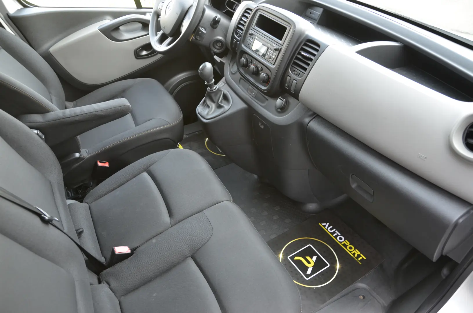 Renault Trafic Combi L2 1.6 Energy Life 8+1 locuri