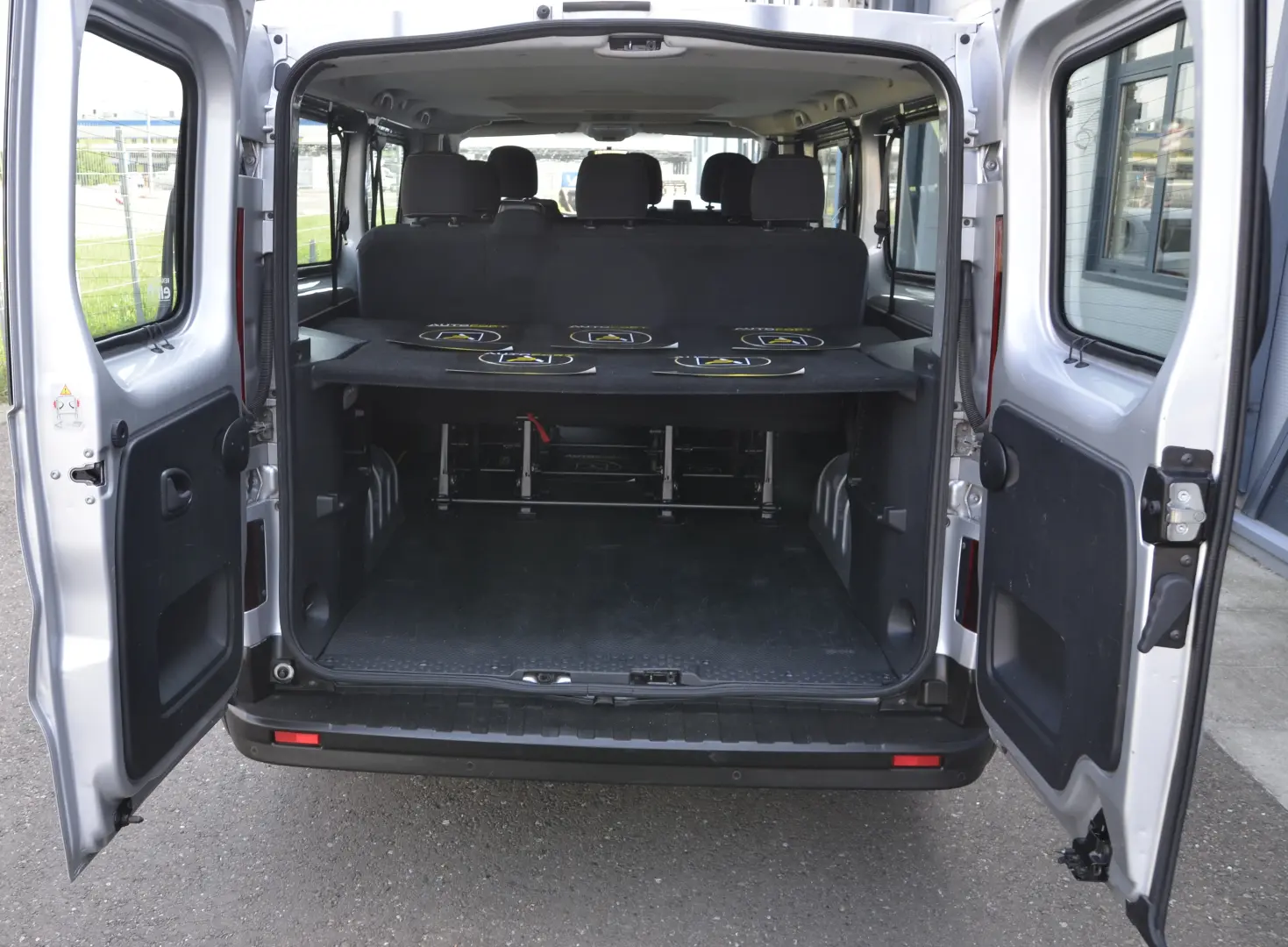 Renault Trafic Combi L2 1.6 Energy Life 8+1 locuri