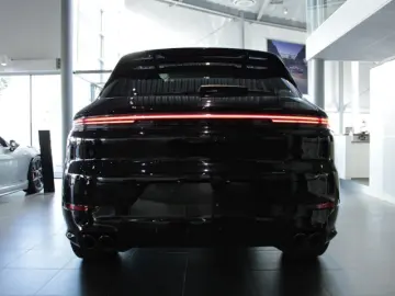 Porsche Cayenne S E-Hybrid