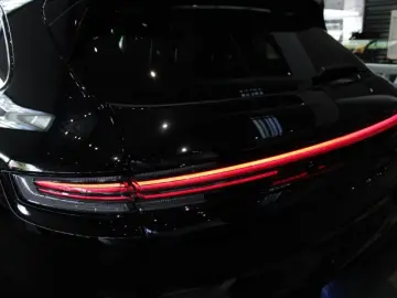 Porsche Cayenne S E-Hybrid
