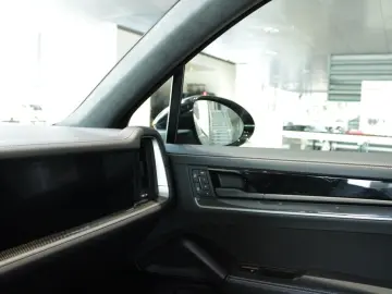 Porsche Cayenne S E-Hybrid