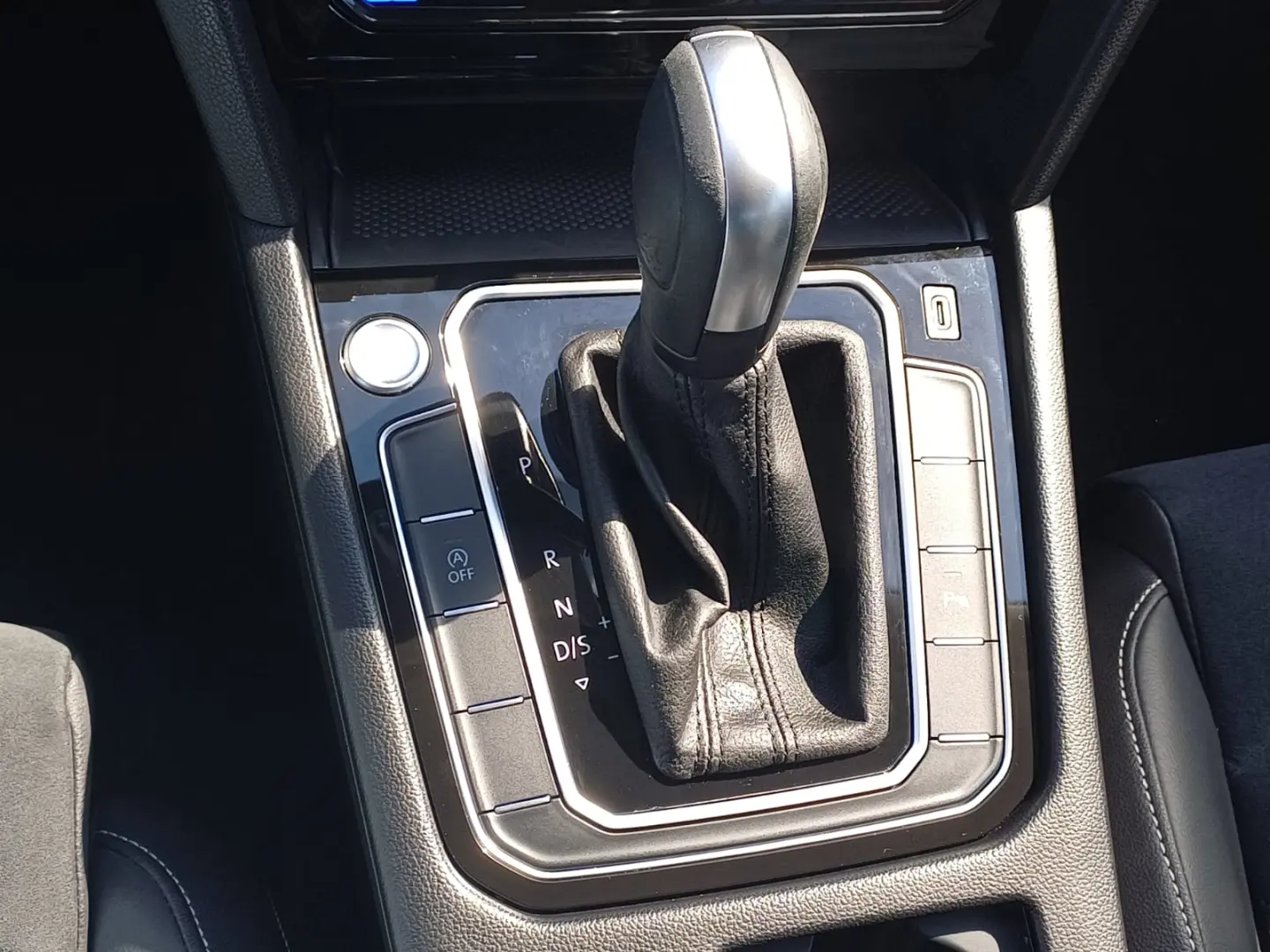 Volkswagen PASSAT 2.0 Tdi 150 CP DSG Highline