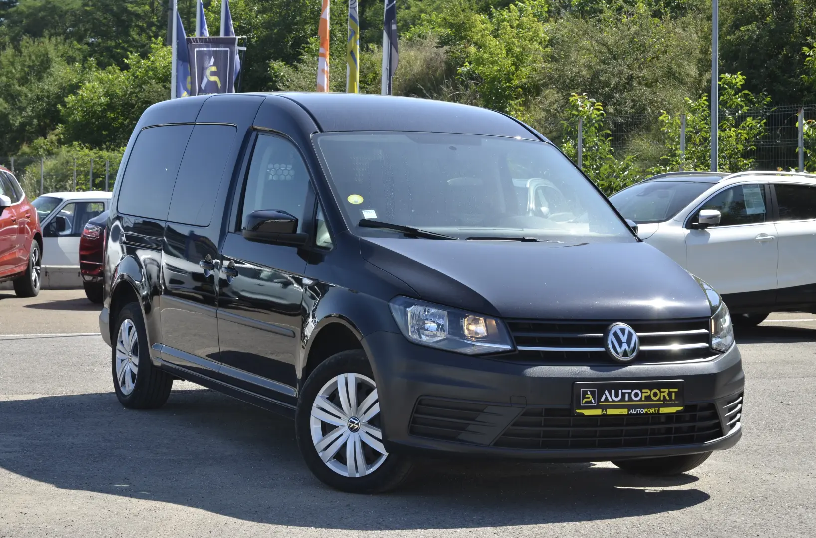 VOLKSWAGEN CADDY MAXI Trendline 2.0 TDi SCR DSG