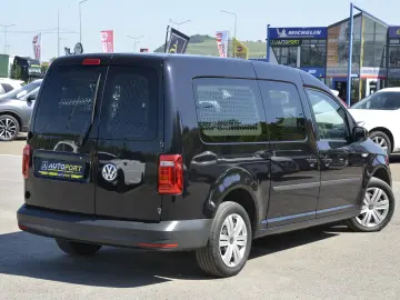 VOLKSWAGEN CADDY MAXI Trendline 2.0 TDi SCR DSG