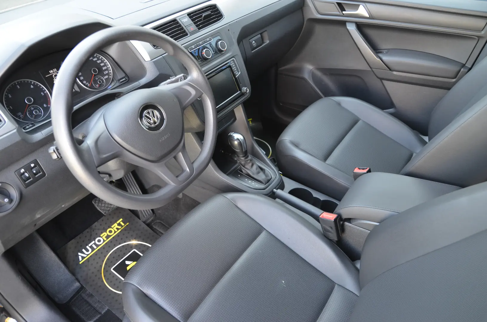 VOLKSWAGEN CADDY MAXI Trendline 2.0 TDi SCR DSG