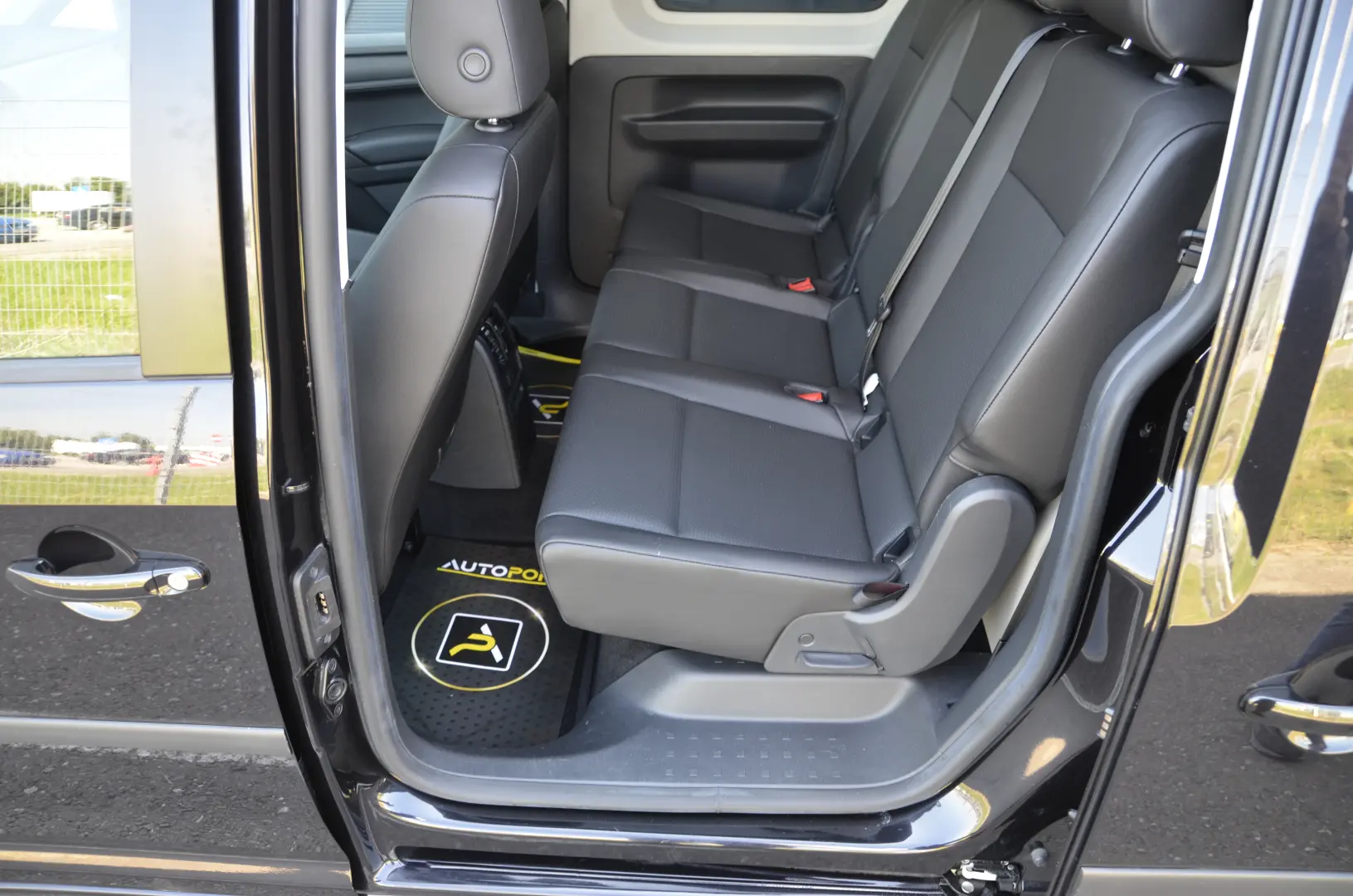 VOLKSWAGEN CADDY MAXI Trendline 2.0 TDi SCR DSG