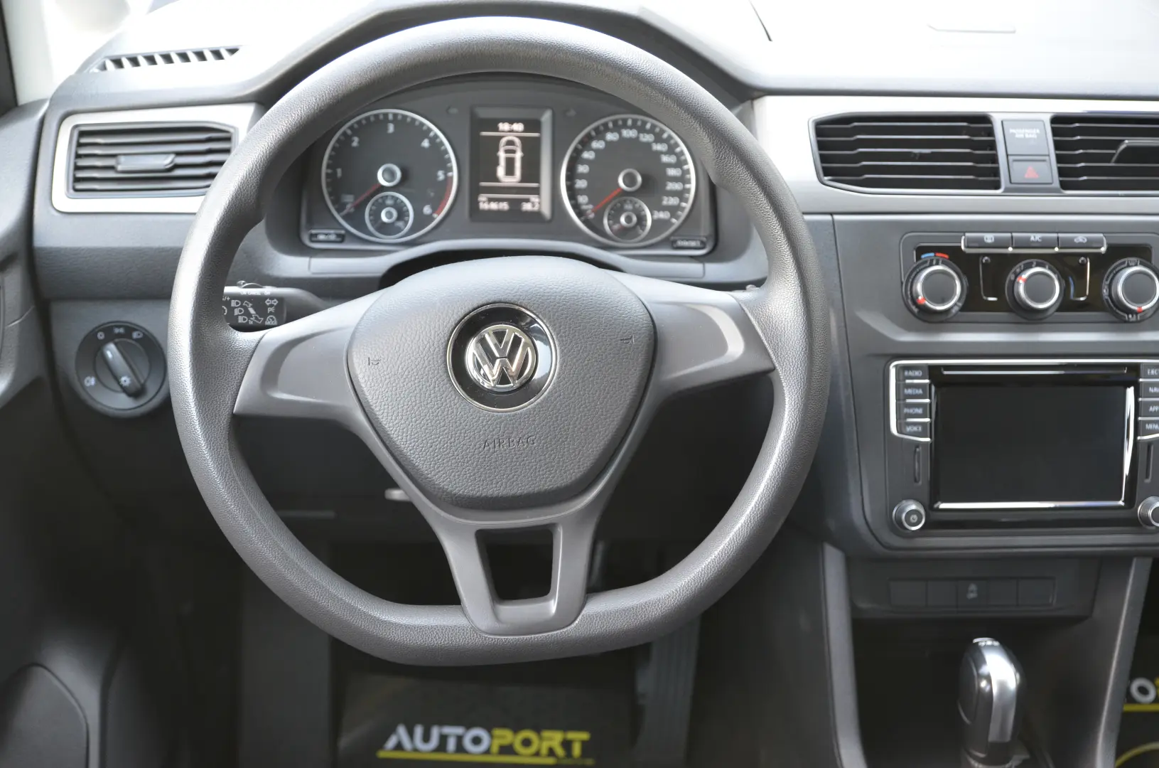 VOLKSWAGEN CADDY MAXI Trendline 2.0 TDi SCR DSG