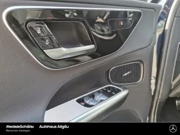 GLC 200 4M AMG Night Dist AHK LED Kam Sound Ambi