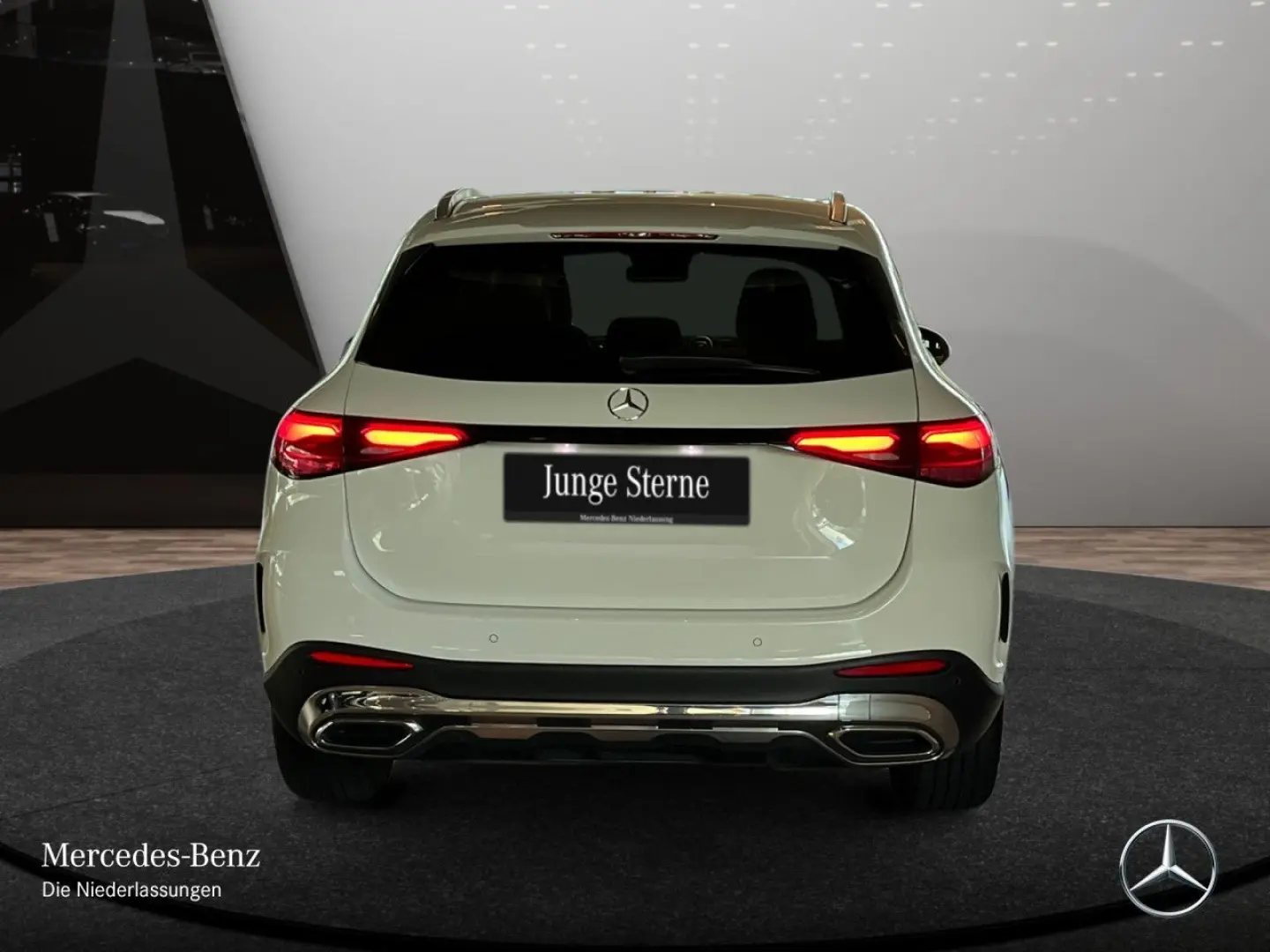 GLC 220 d 4M AMGAdv/Pano/AHK/DigiLight/AdvPaket