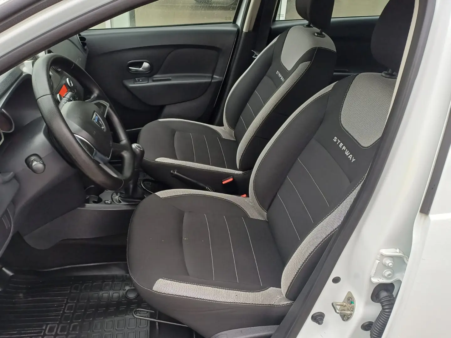 Dacia Sandero Stepway 1.0 benzina + gpl 100 MT5