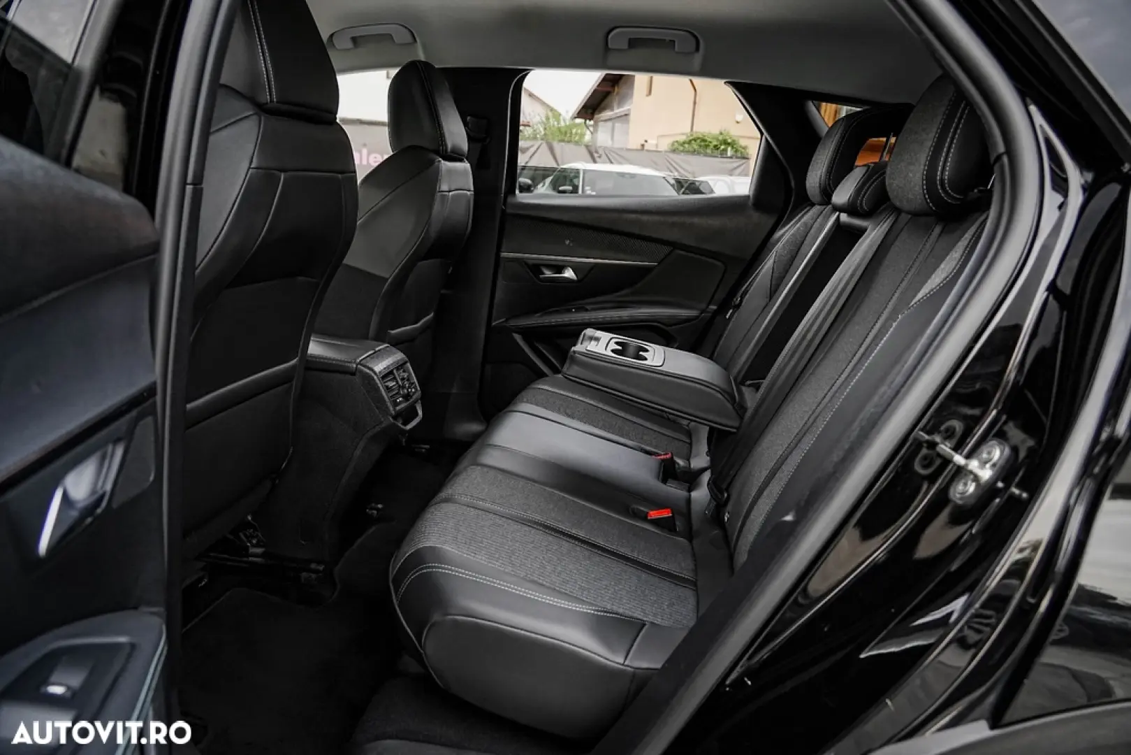Peugeot 3008 1.5 BlueHDI 130 EAT8 Allure Pack