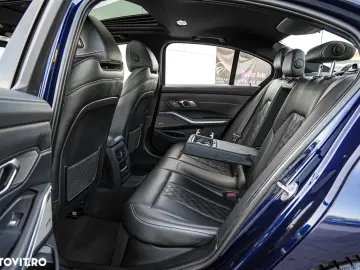 BMW Seria 3 330i Aut. M Sport
