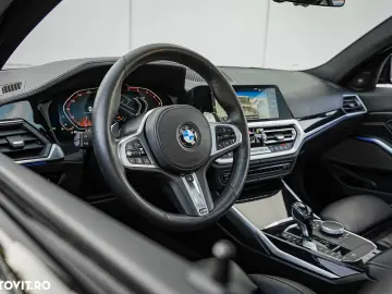 BMW Seria 3 330i Aut. M Sport