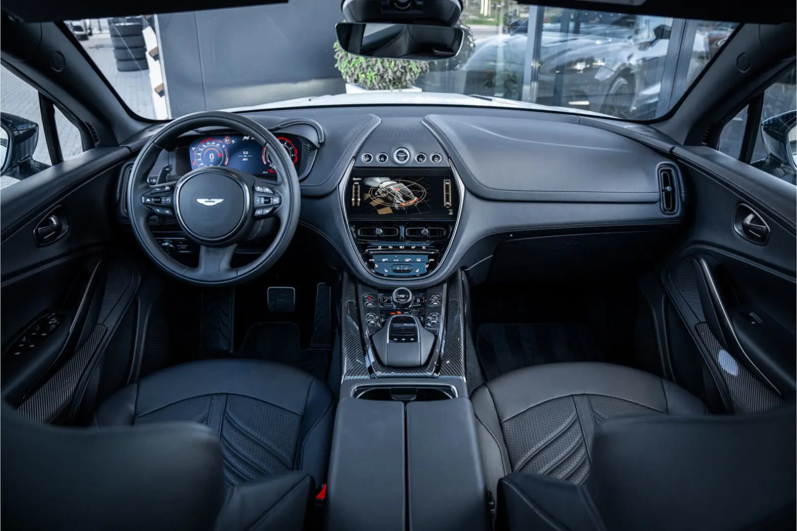 DBX 4.0 V8 707 - Panoramadak | Keramisch | 23'in