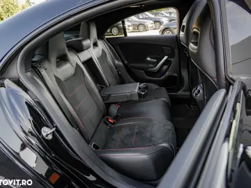 Mercedes-Benz CLA 200 7G-DCT AMG Line