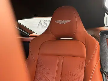 V12 Vantage Coupe | Aston Martin Brussels