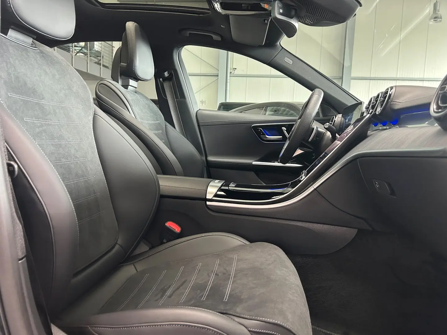 Mercedes-Benz  C 400 e 4M AMG PREMIUM DISTRONIC-PANORAMA