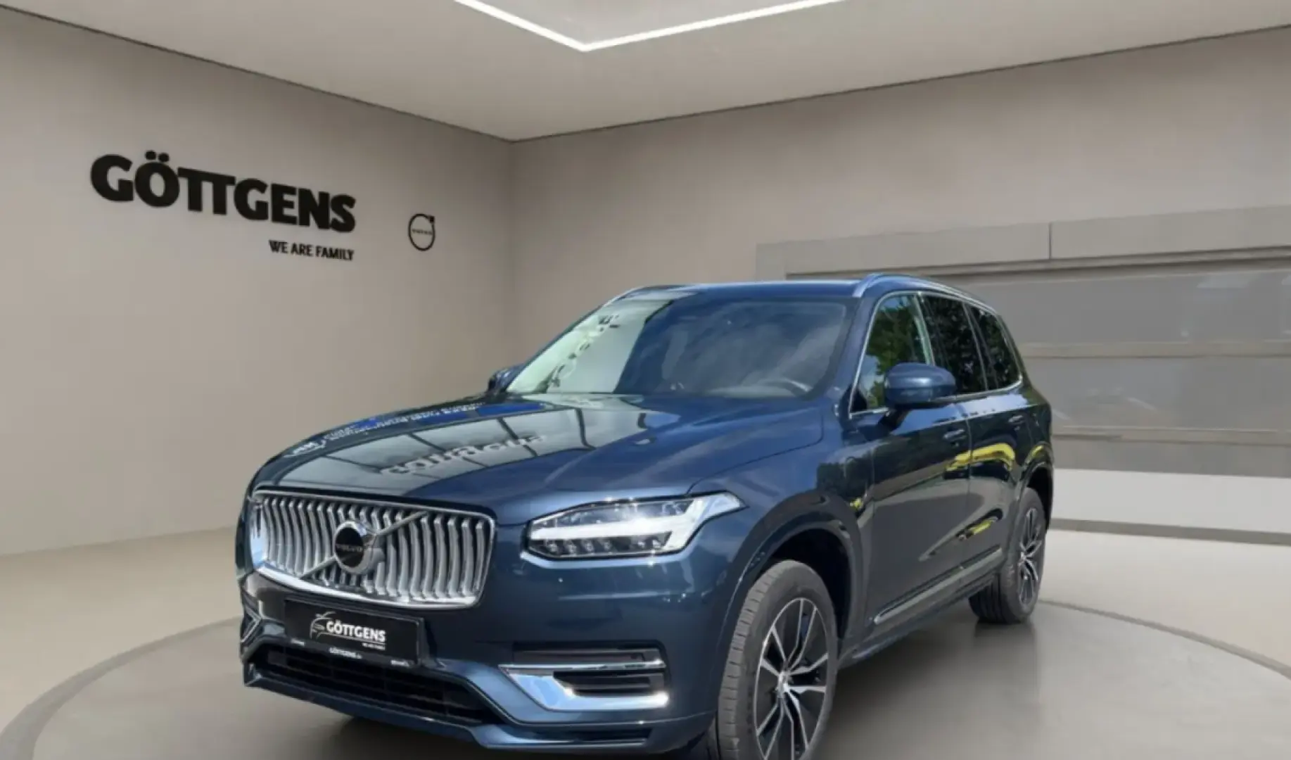 XC90 T8 AWD Plug-in Core Bright