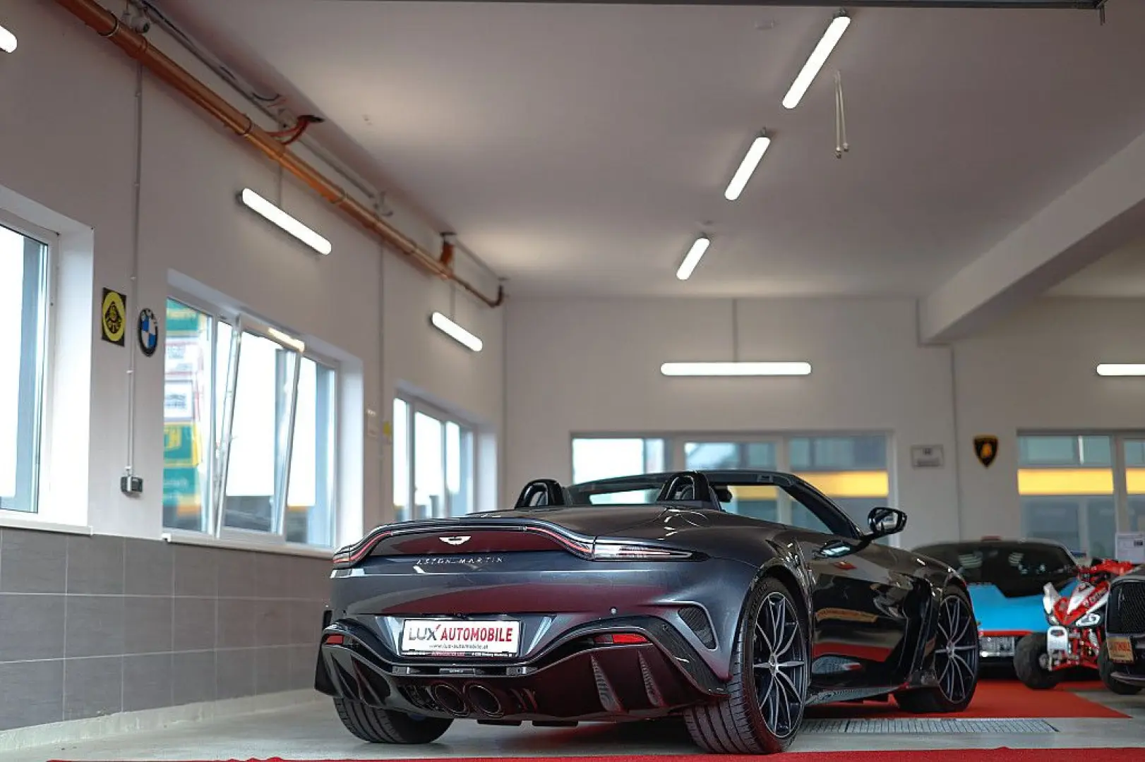 V12 Vantage Roadster 1/249 Exemplare Limited ...