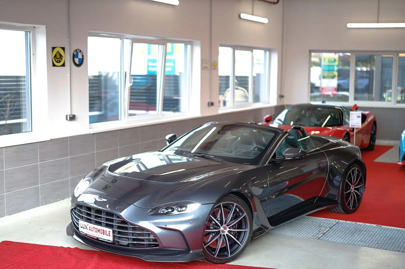 V12 Vantage Roadster 1/249 Exemplare Limited ...