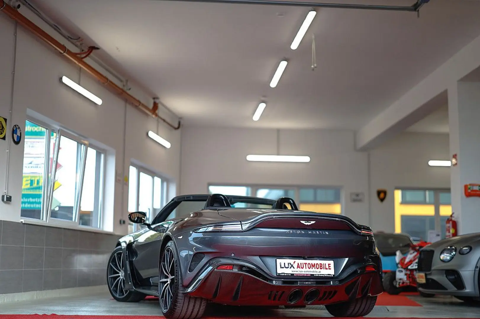 V12 Vantage Roadster 1/249 Exemplare Limited ...