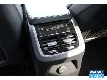 XC90 T8 AWD