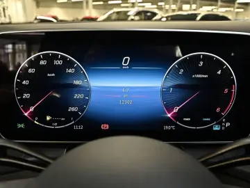GLC 300 d 4M Coupé AMG Sport Advanced + AHK Dist