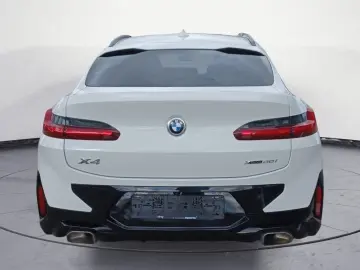 X4 xDrive30i AT