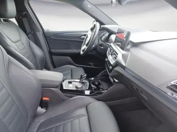X4 xDrive30i AT