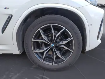 X4 xDrive30i AT