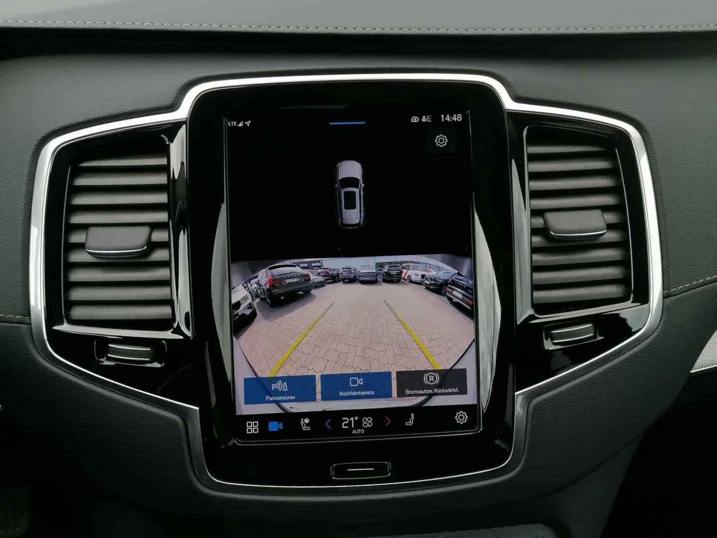 XC90 T8 Twin Engine AWD Plus Bright