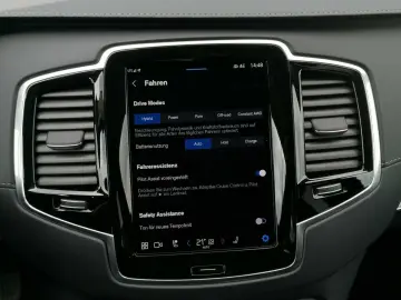 XC90 T8 Twin Engine AWD Plus Bright