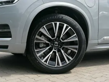 XC90 T8 Twin Engine AWD Plus Bright