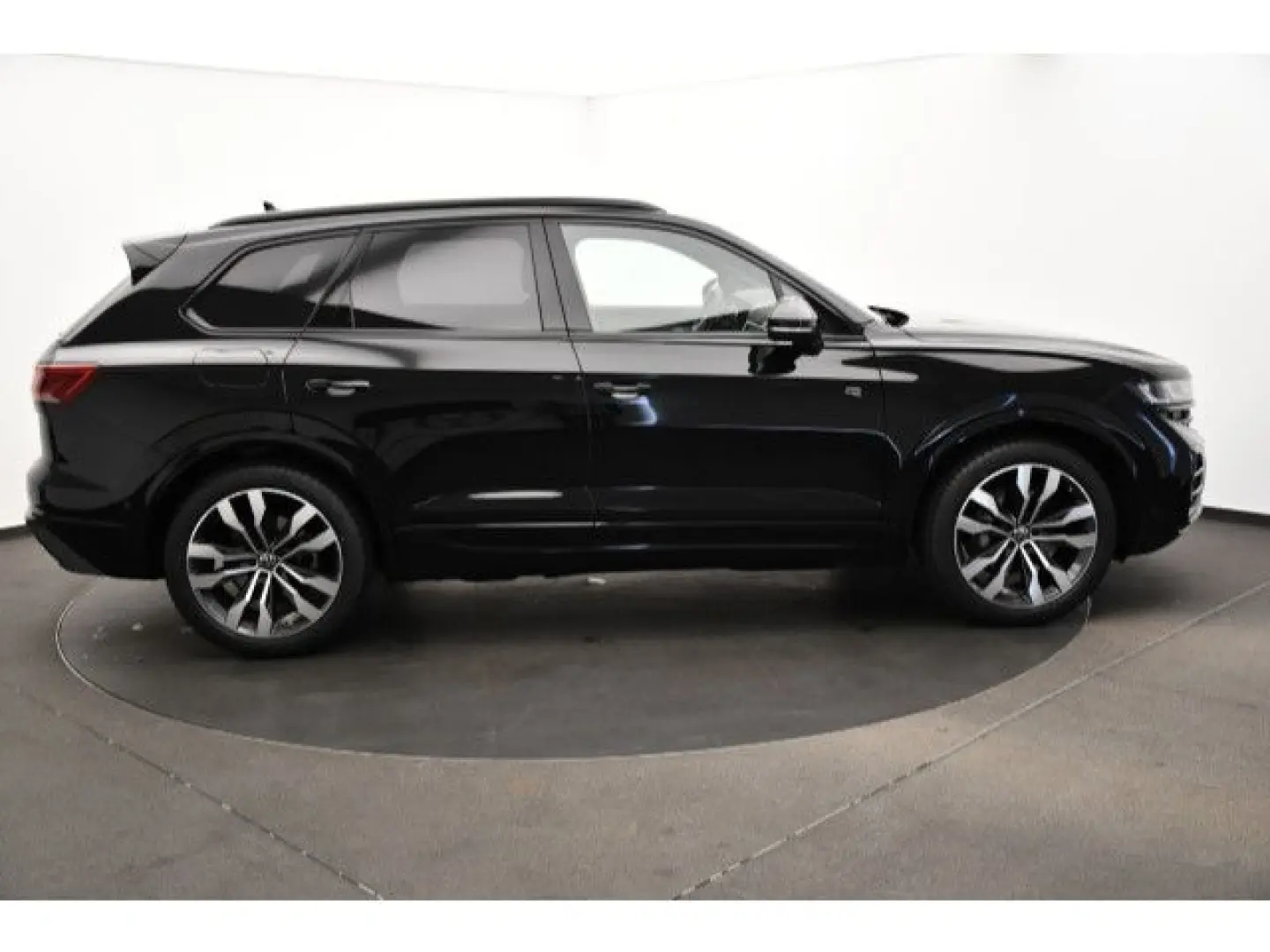 Touareg 3.0 TDI Tiptronic R-Line Black Style Hea