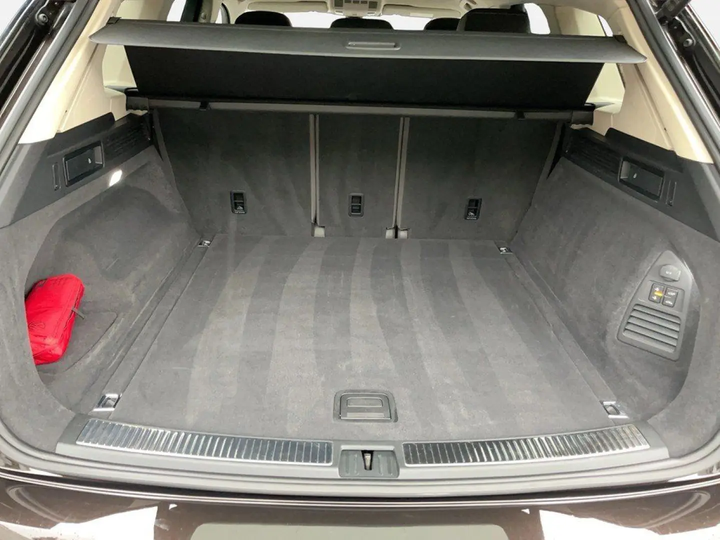 Touareg 3.0 TDI 4Motion tiptronic ACC Navi AHK