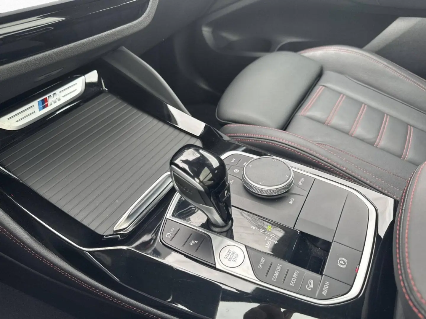 X4 M40i