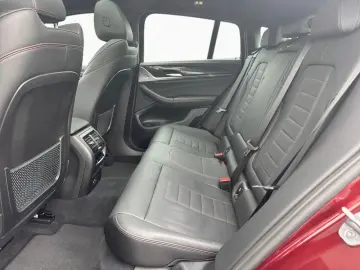 X4 M40i