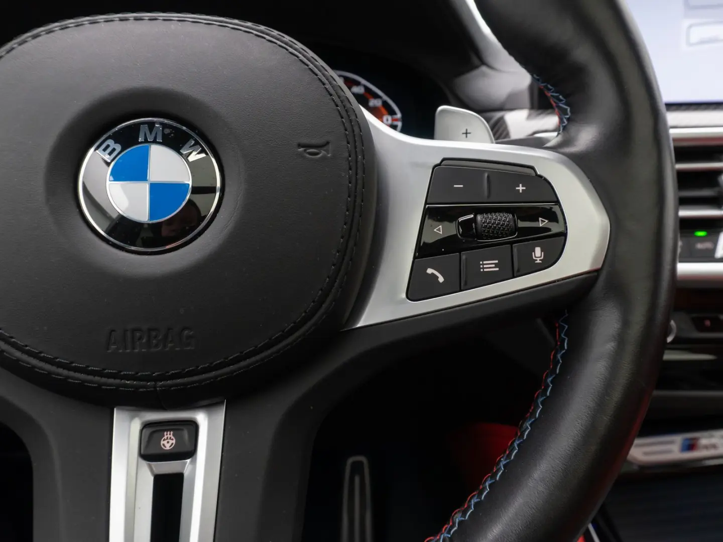 X4 M40i