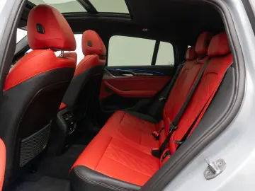 X4 M40i