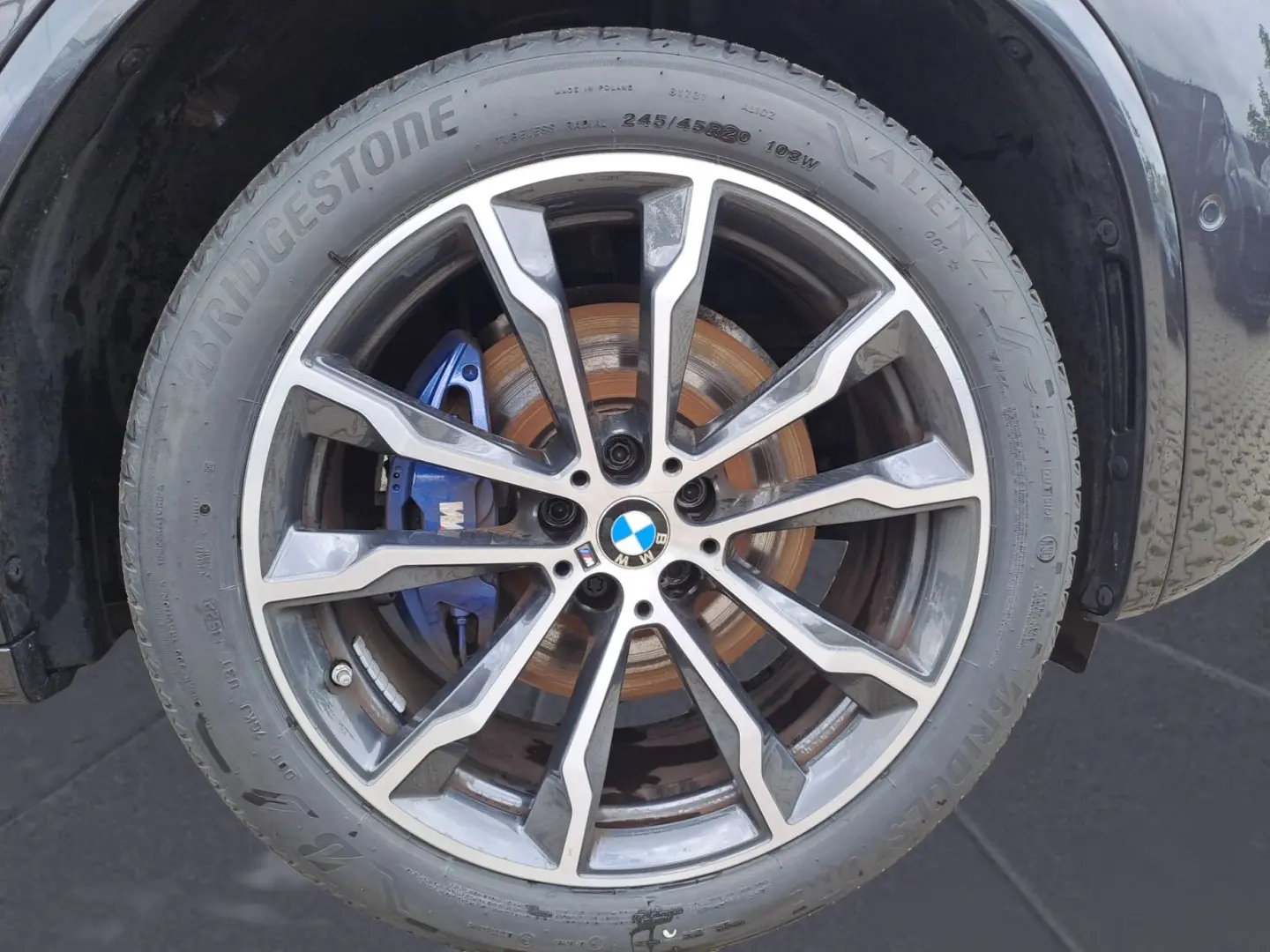X4 M40i