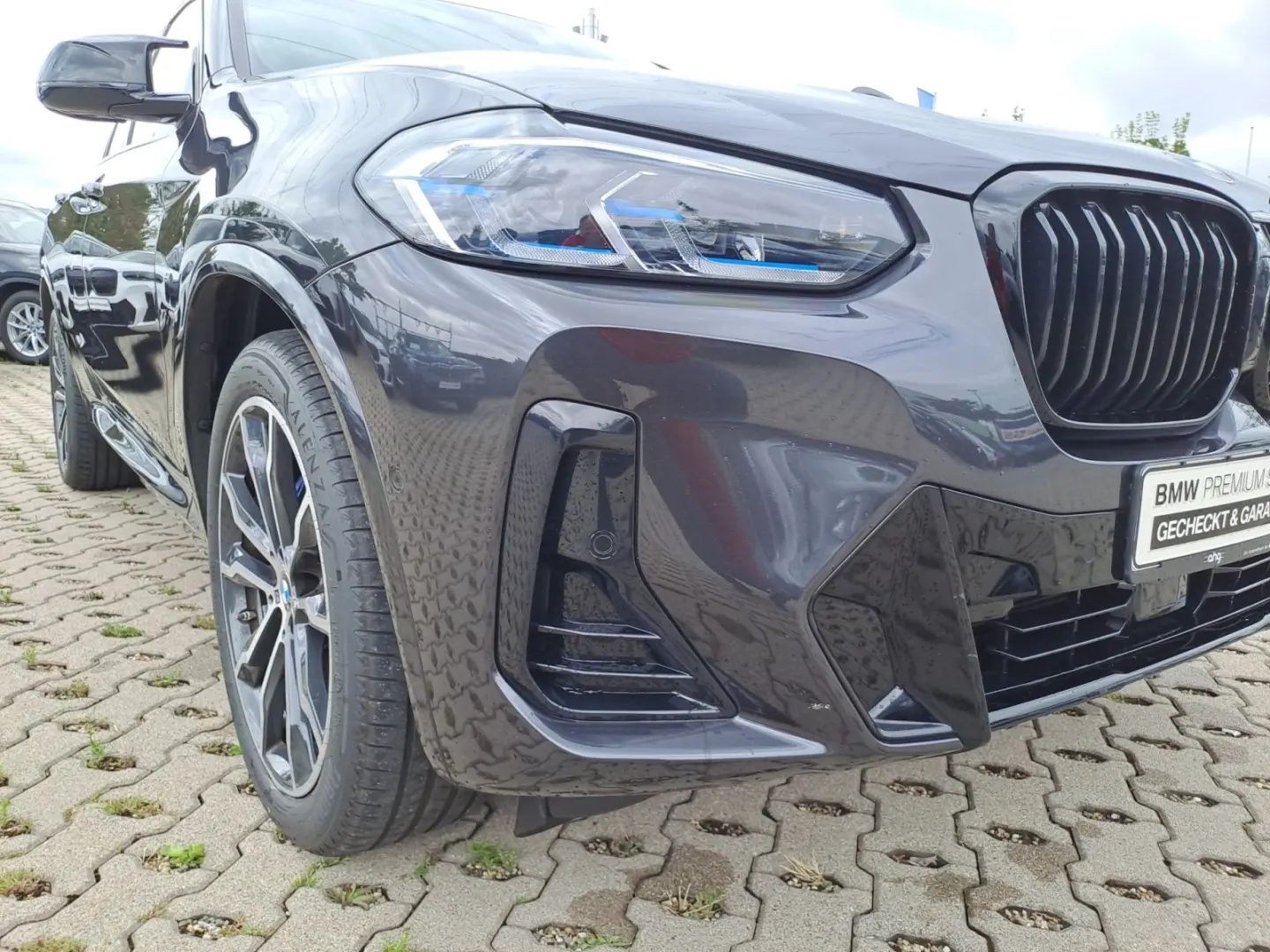 X4 M40i