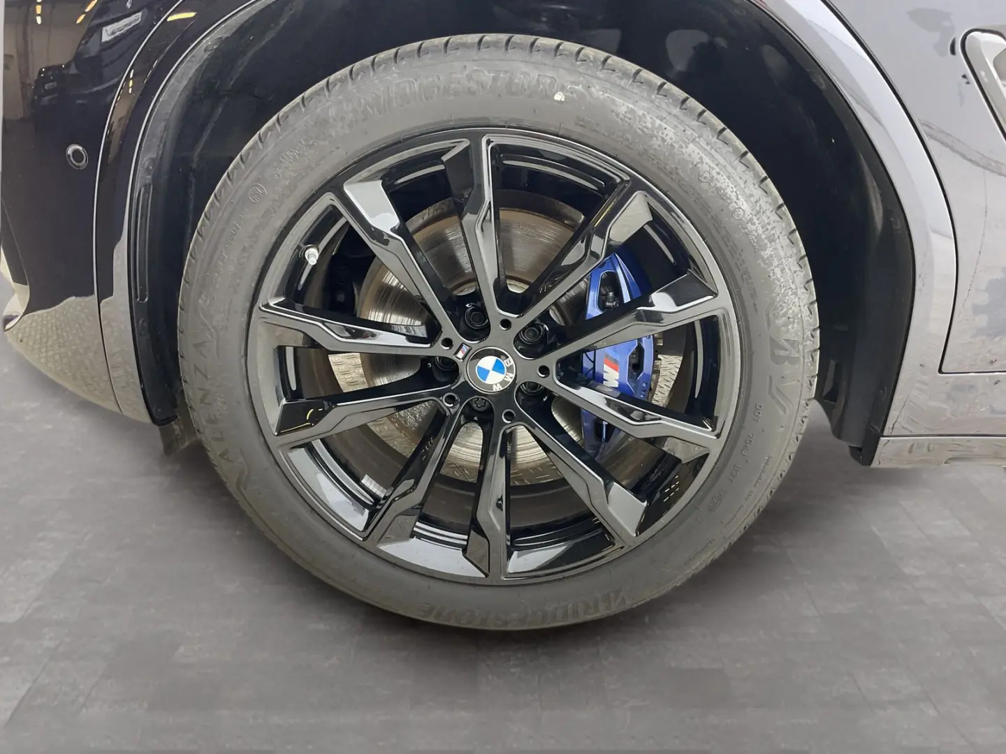 X4 M40i