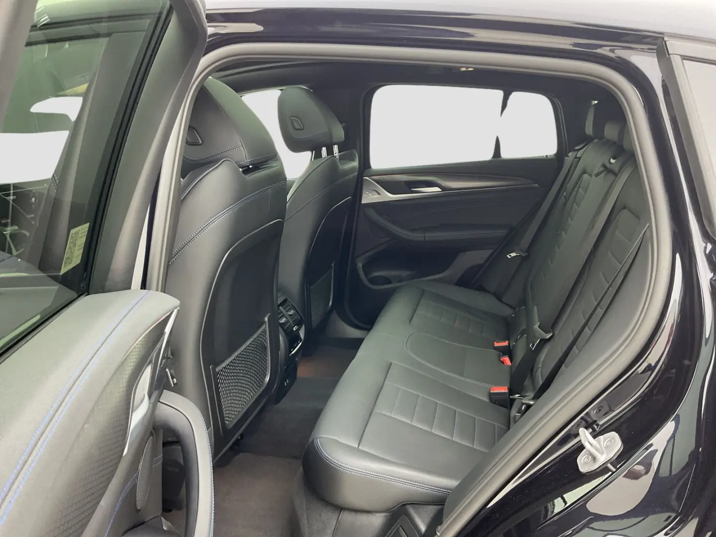 X4 M40i