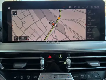 X4 M40i