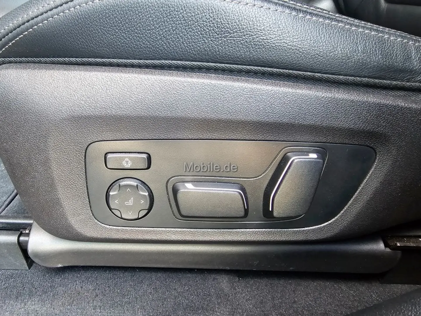 X4 M40i