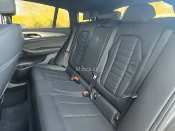 X4 M40i