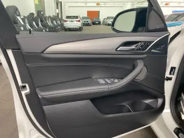 X4 M40d