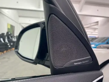 X4 M40d