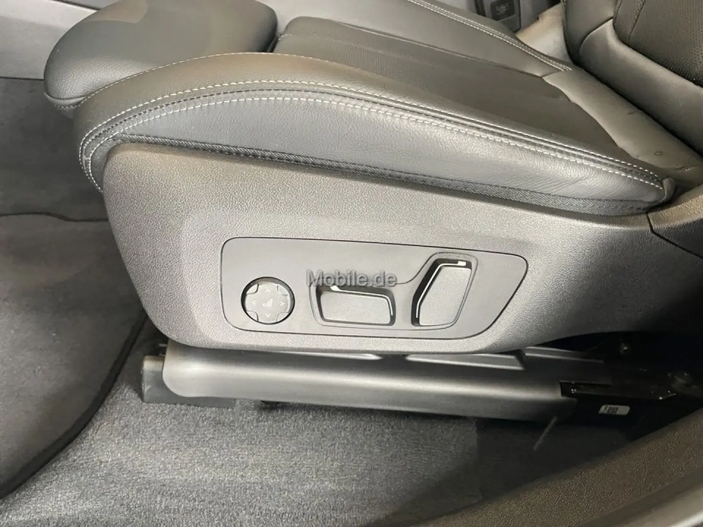 X4 M40i AT